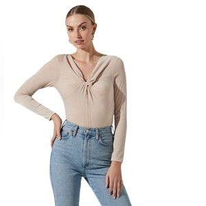 Astr The Label - NWT Reese Metallic Twist Front Bodysuit Sz M